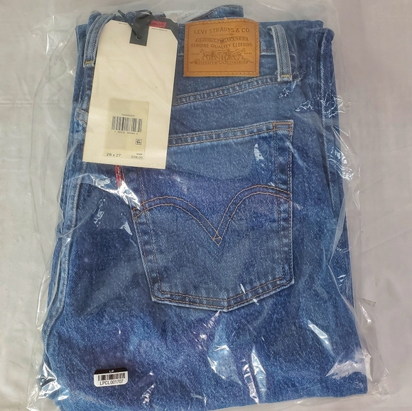 Levi's Ribcage Straight Ankle jeans in size 28 x 27 NWT - Picture 5 of 6